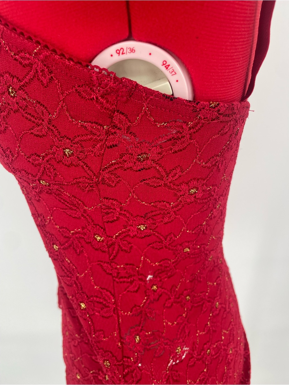 90s Y2K Red A. Byer Lacey Tank Top Cami Floral Pattern W Metallic Details - Picture 7 of 8